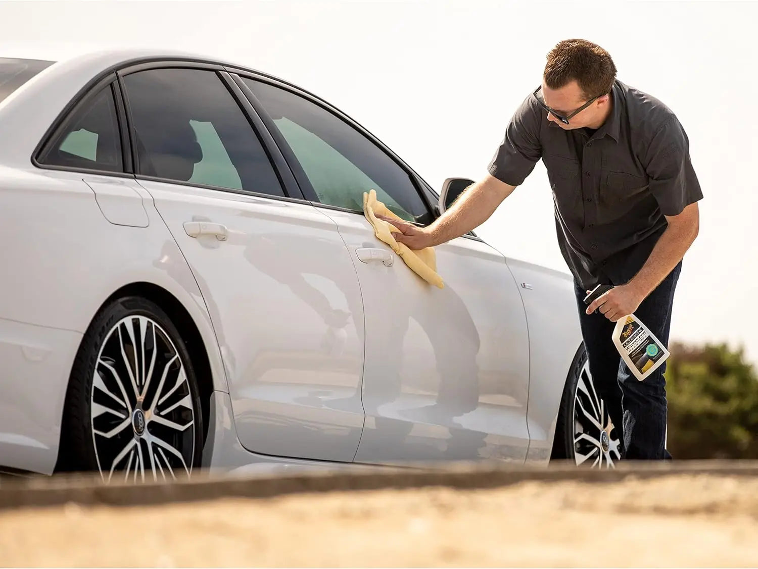 Meguiar's Ultimate Waterless Wash and Wax, 26 Oz | No Scratch Formula